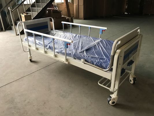 وظيفتان سرير المستشفى دليل طبي مع اثنين من السواعد وأكثر من الجدول السرير